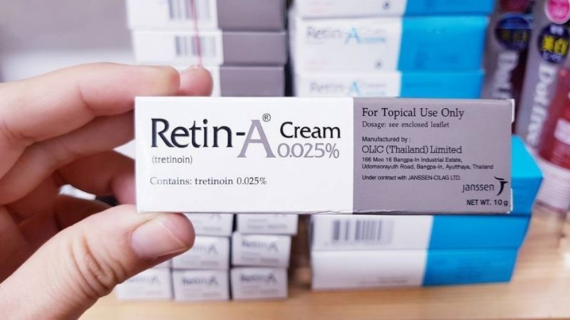 Retin-A chứa các thành phần nổi bật giúp giảm mụn nhanh chóng