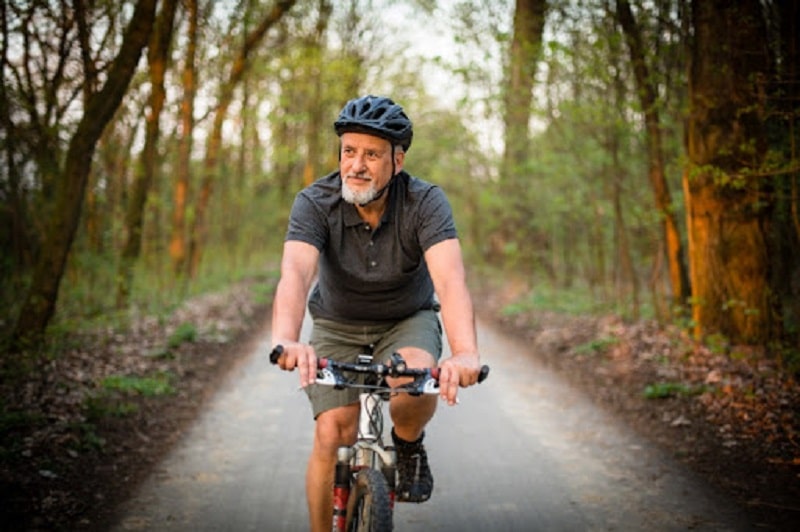Đạp xe không chỉ hỗ trợ cải thiện bệnh mà còn rất tốt đối với sức khỏe tổng thể
