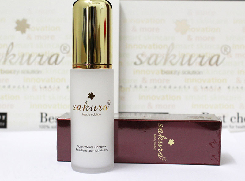 Sakura Super White Complex Excellent Skin Lightening có tác dụng chống lão hóa hiệu quả