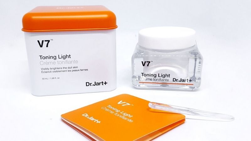 Dr.Jart+ V7 Toning Light là kem dưỡng da mặt cho nam có hiệu quả cao