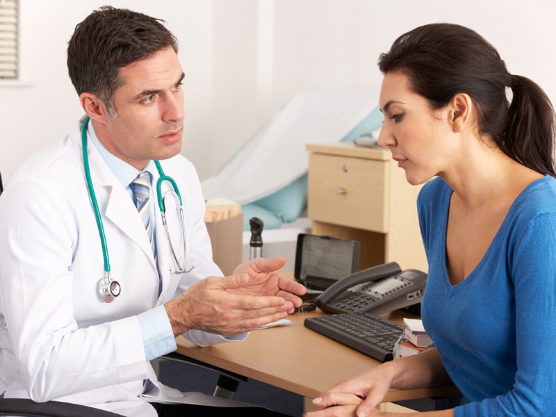 Người bệnh nên đến gặp bác sĩ để được thăm khám và điều trị kịp thời