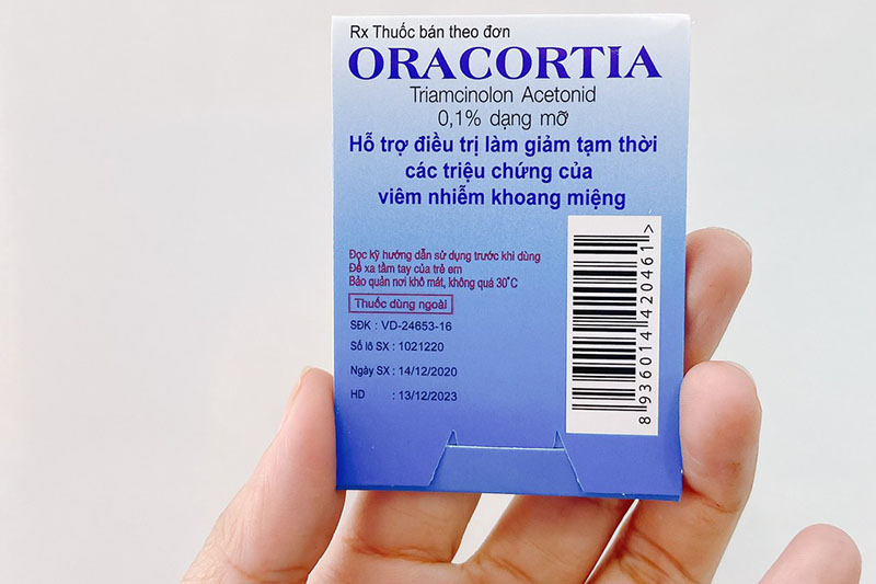 Thuốc bôi nhiệt miệng màu xanh Oracortia Thái Lan rất nổi tiếng