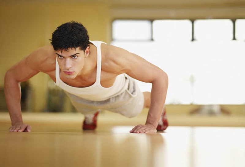 Việc tập luyện thể dục thể thao rất tốt cho nam giới gặp vấn đề về sinh lý