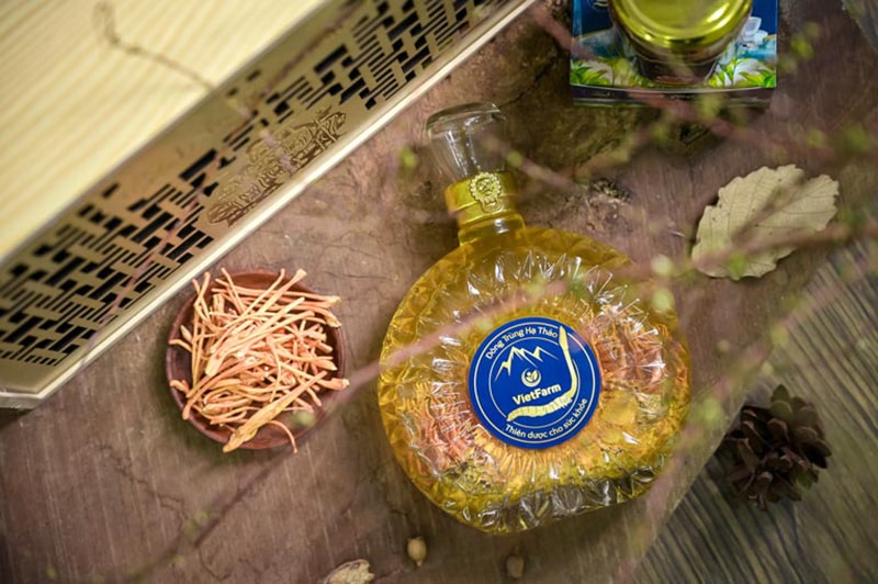 Rượu đông trùng hạ thảo Vietfarm tốt cho sức khỏe và hạn sử dụng lâu dài
