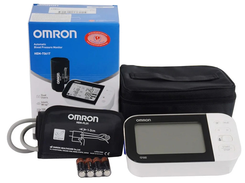 Máy đo huyết áp Omron Hem-7361T được yêu thích bởi tính năng thông minh