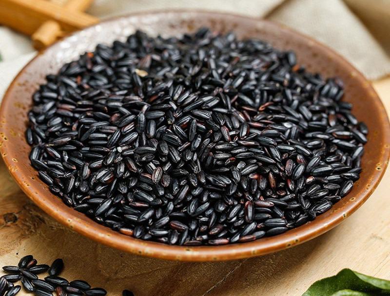 Trong các loại gạo lứt giảm cân hiện nay, gạo lứt đen là loại giúp giảm cân tốt nhất