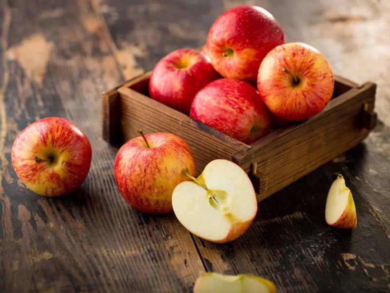 Nên ăn táo vào buổi tối để giảm cân