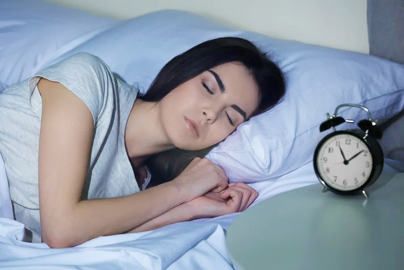 Lên lịch ngủ đều đặn giúp bạn dễ ngủ hơn