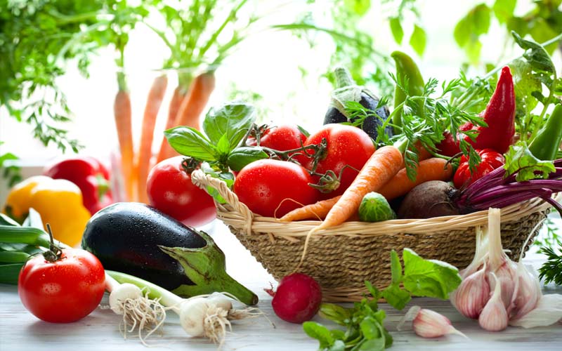Người bệnh nên tăng cường bổ sung nhóm thực phẩm cung cấp nhiều vitamin và khoáng chất