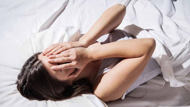 Thường xuyên buồn ngủ dù ngủ đủ giấc sẽ gây ảnh hưởng đến sức khỏe