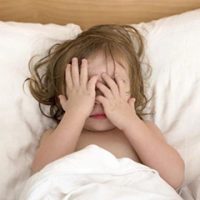 Cần Phải Làm Gì Khi Trẻ 2 Tuổi Ngủ Không Sâu Giấc Ban Đêm?