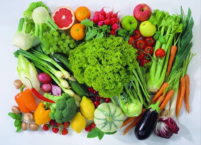 Người bệnh nên ăn nhiều rau củ quả để bổ sung chất xơ cho cơ thể